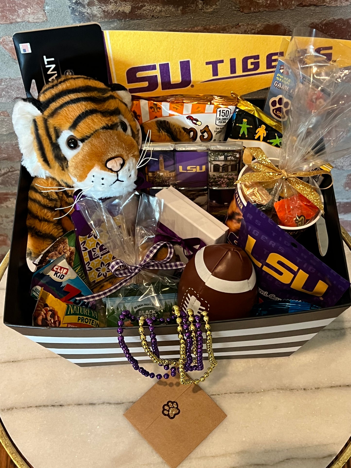 Welcome Back Tigers LSU Gal Box 3