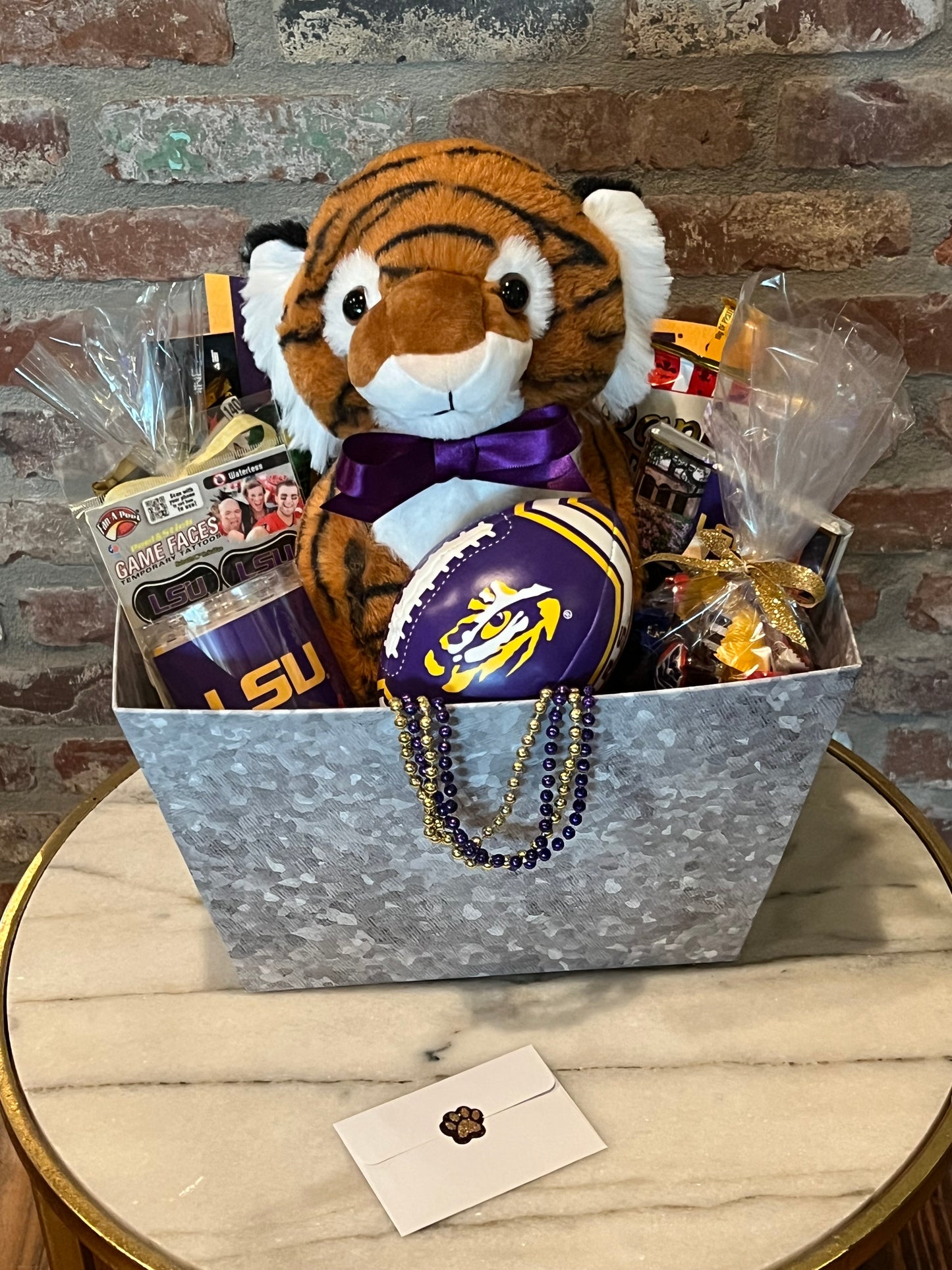 "LSU Fightin' Tiger" Box