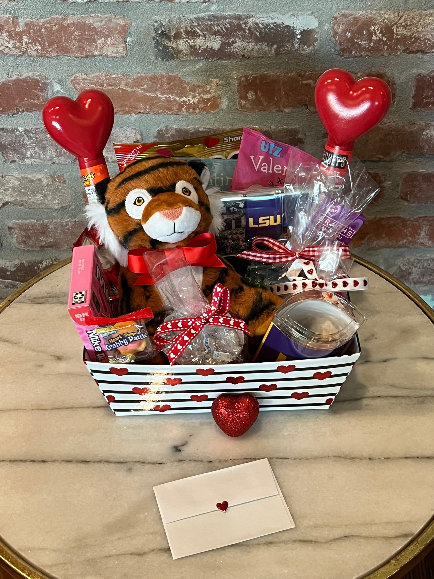 Valentine’s Day LSU Tiger Petit Box