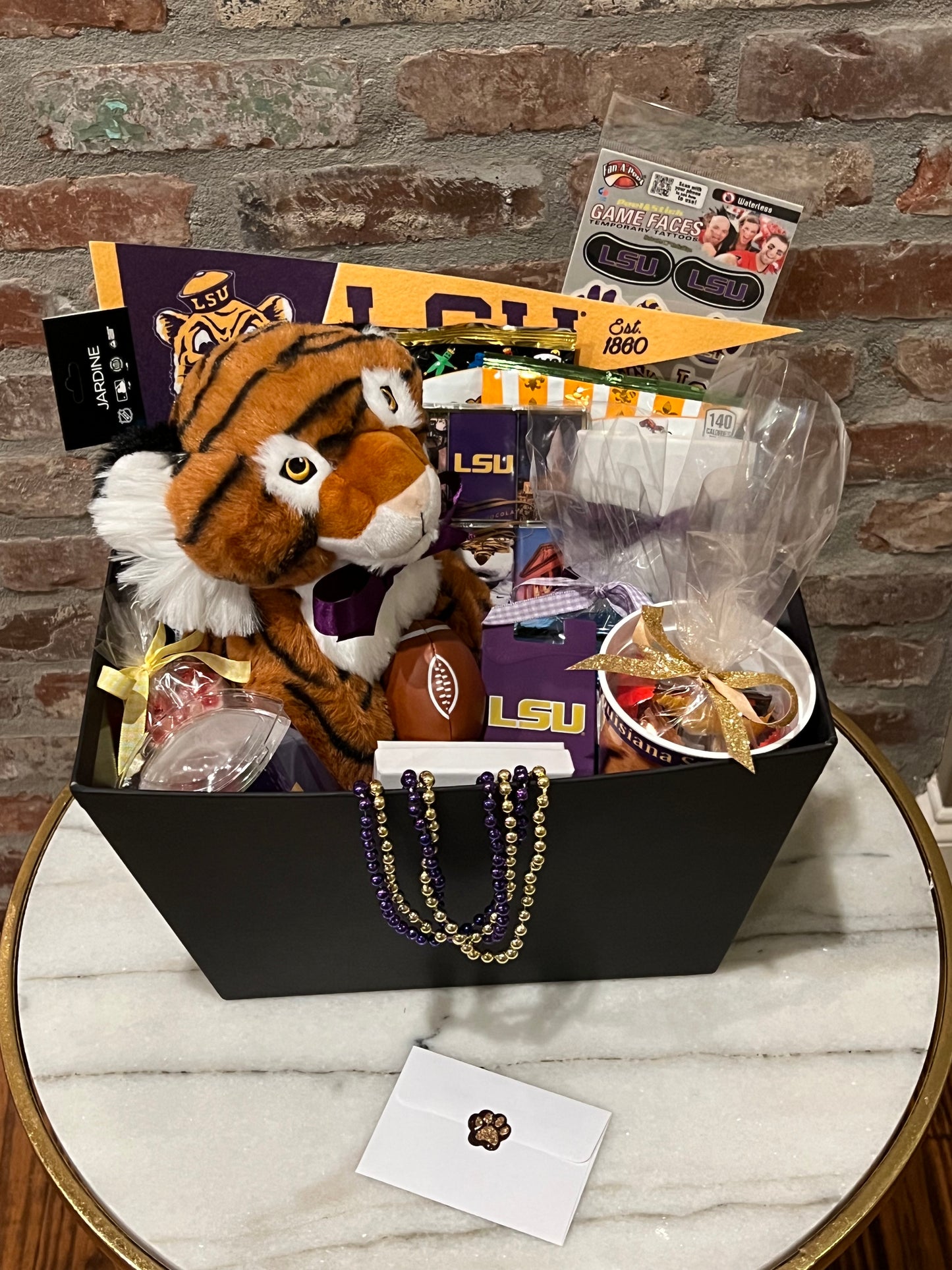 Welcome Back Tigers LSU Gal Box 4