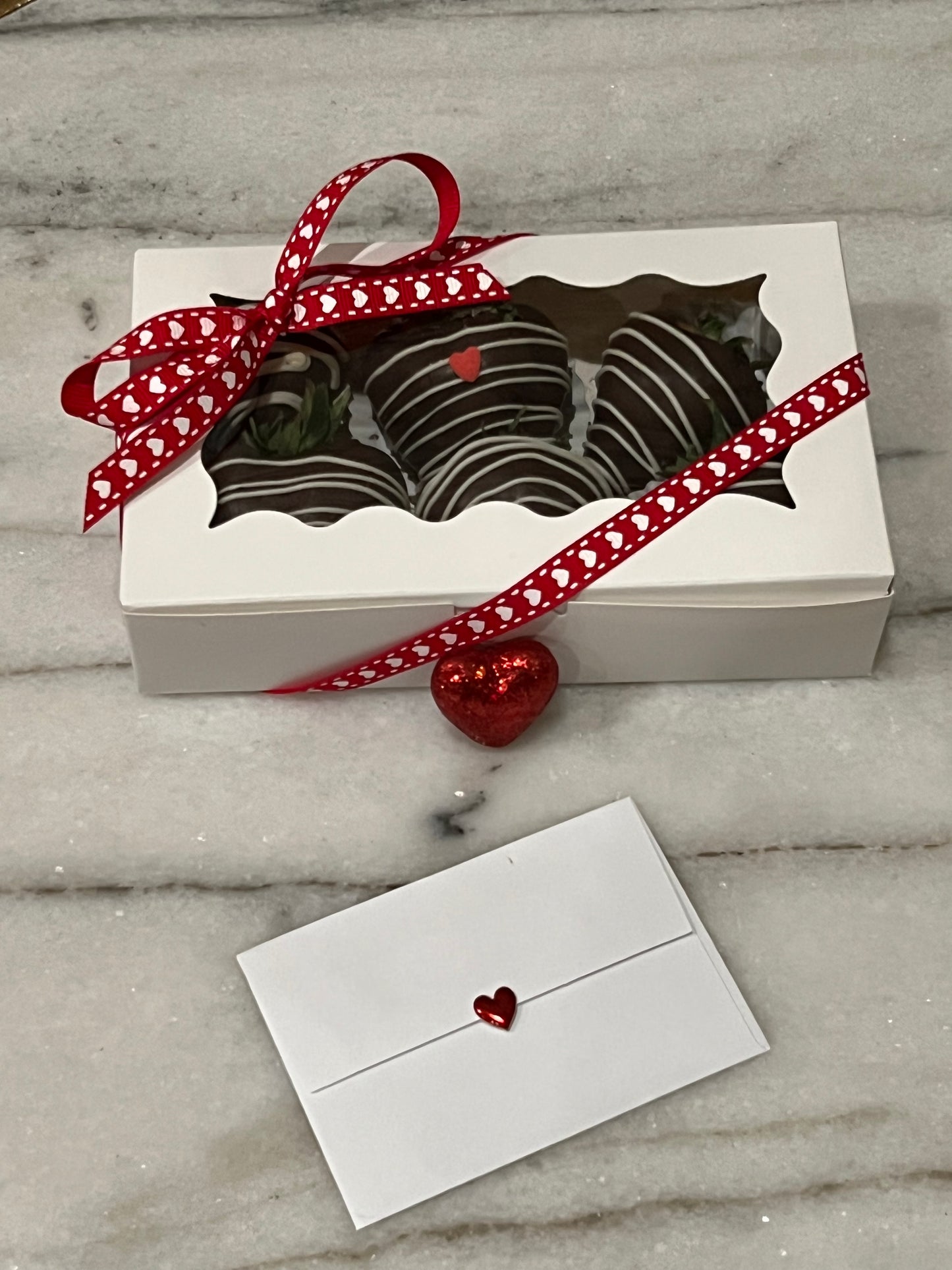 Valentine’s Day 6 Chocolate Covered Strawberries
