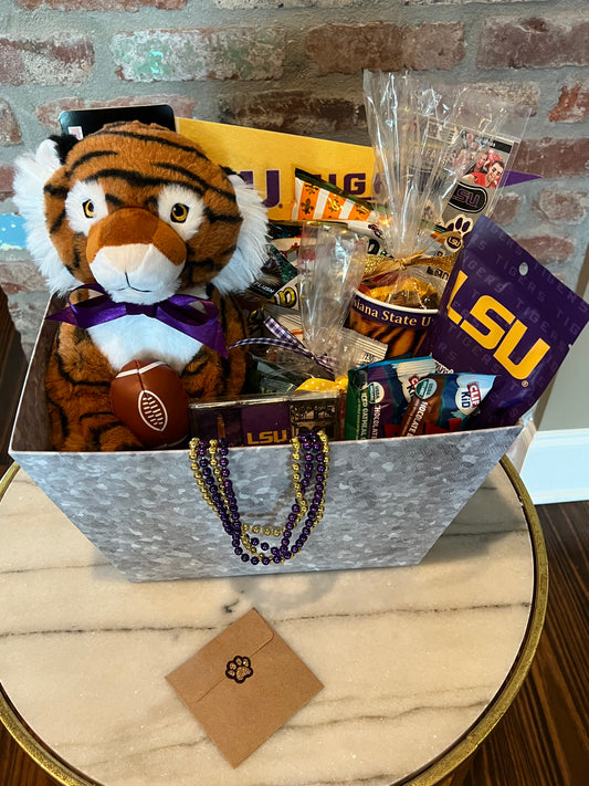 Welcome Back Tigers LSU Snack Box